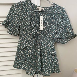 monteau shirt new with tags never worn in excellent condition